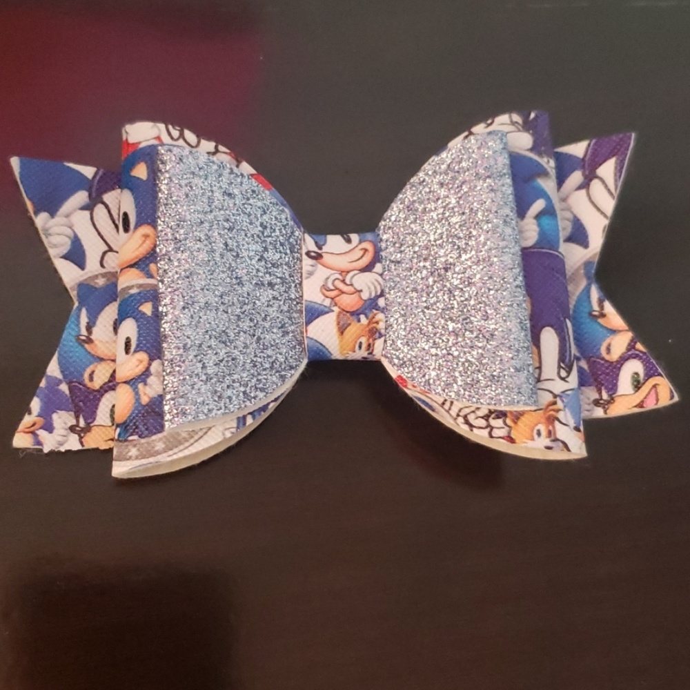 Sonic the Hedgehog Bow